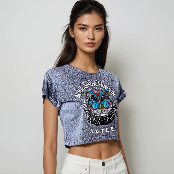 Choies Tops - Choies Cheshire Cat Crop Top in Grey